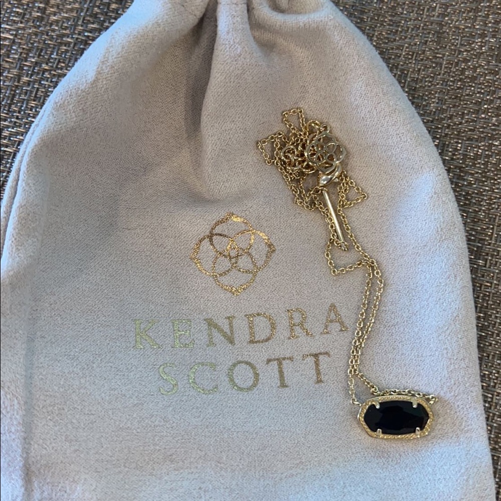 Kendra Scott Necklace